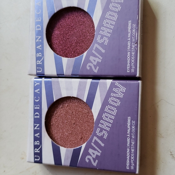 Urban Decay Other - Urban Decay 24/7 Eyeshadows- Bad Seed and Floored